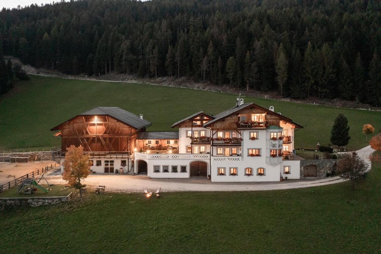 Radhof *
